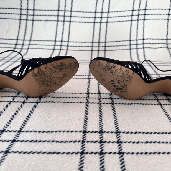 Nine West Black Satin Heels - size 8 - Picture 3 of 5